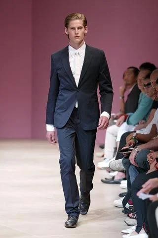 Look 7